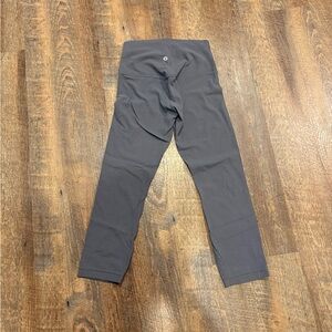 Lululemon Athletica Charcoal Leggings Size 4 ** WORN TWICE - LIKE NEW ✨